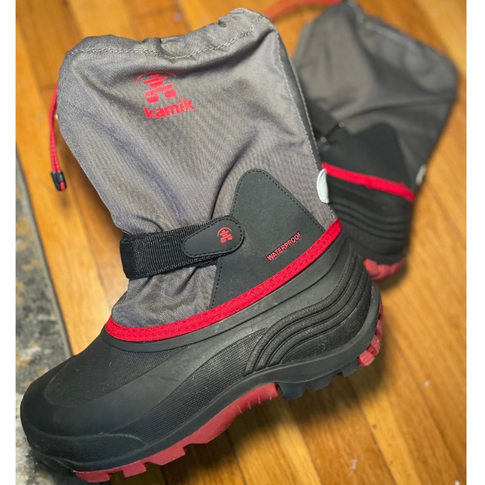 Kamik Waterbug 6 Snow Boot - Gray/Red Trimming